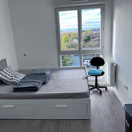 Chambre Privee Dans Un Appartement A 37 Min De Champs Elysees Sartrouville Zewnętrze zdjęcie