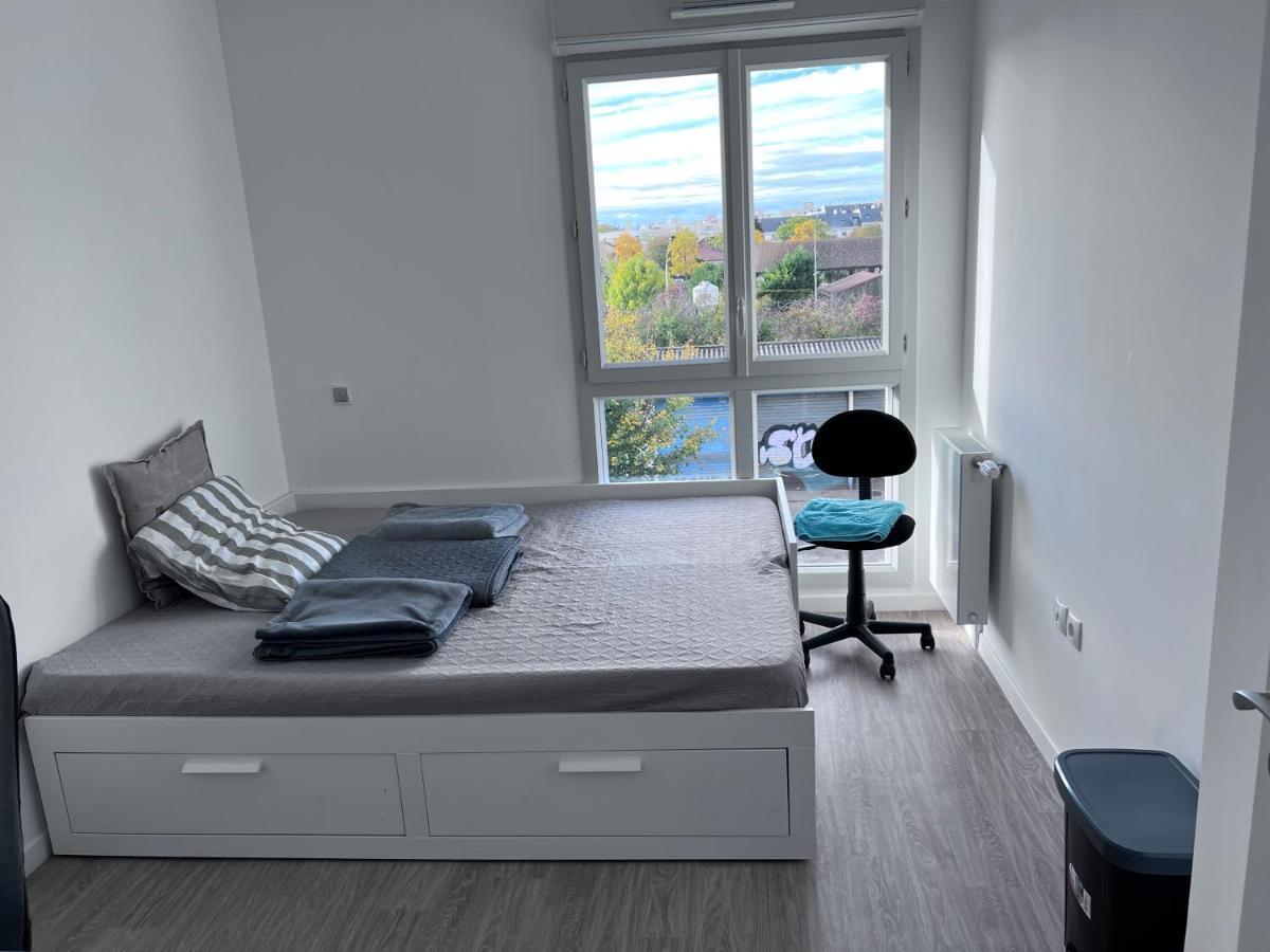 Chambre Privee Dans Un Appartement A 37 Min De Champs Elysees Sartrouville Zewnętrze zdjęcie